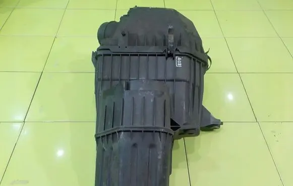 KIA Soul Air filter box 