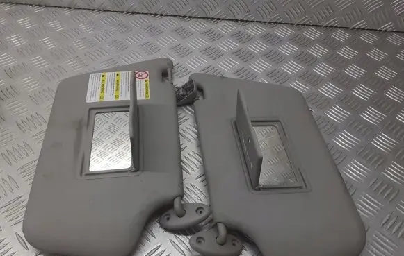 Mazda 2 Sun visor