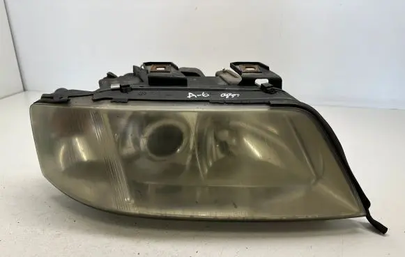 Audi A6 S6 C5 4B Headlight/headlamp 279402
