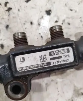 Citroen C4 I Fuel main line pipe 9654592680 9655465480
