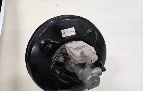 Mazda CX-7 Brake booster EH6443800 0204053258 EG230326V45
