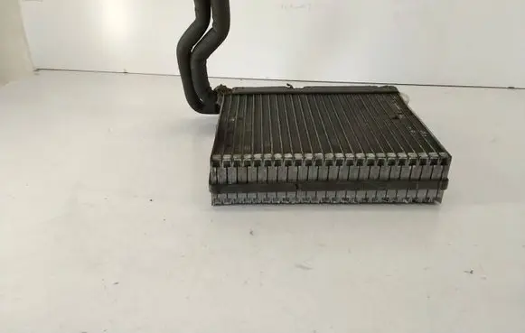 Air conditioning (A/C) radiator (interior)