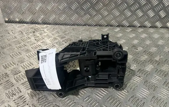 Lexus NX Gear shifter/selector 75M014RHD