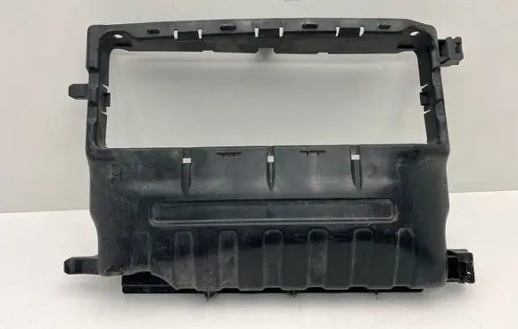 Renault Zoe Intercooler air guide/duct channel 215541324R
