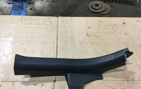 Hyundai i40 Rear seat side bottom trim 858853Z000