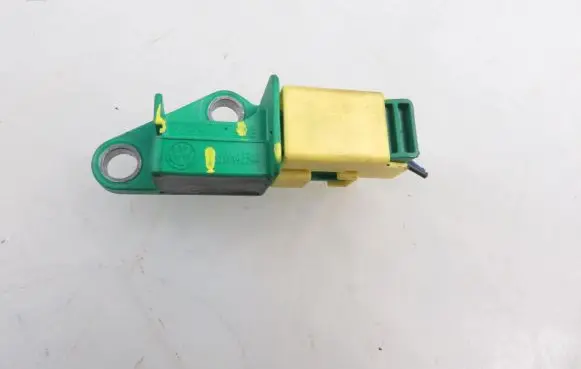 Audi A4 S4 B8 8K Airbag deployment crash/impact sensor 1K0909606C 5WK43544