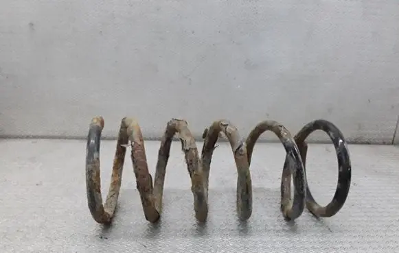 Toyota Avensis Verso Rear coil spring