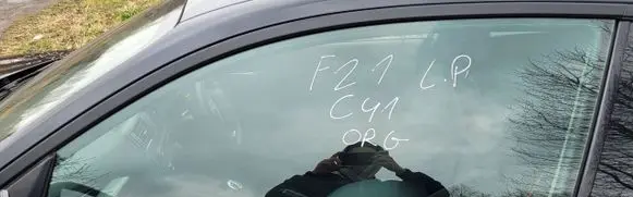 BMW 1 F20 F21 Sliding door window/glass 