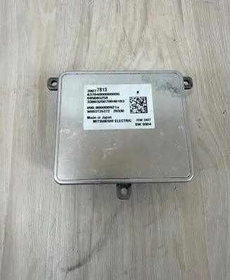 Opel Astra K LED ballast control module 39077813 33003200700