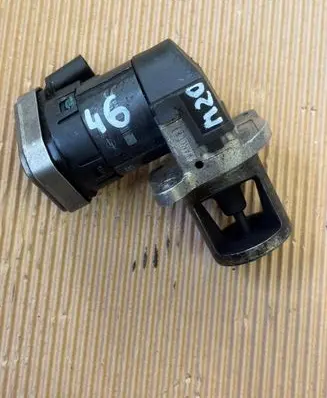 Mercedes-Benz E W212 EGR valve A6421400360 A642140