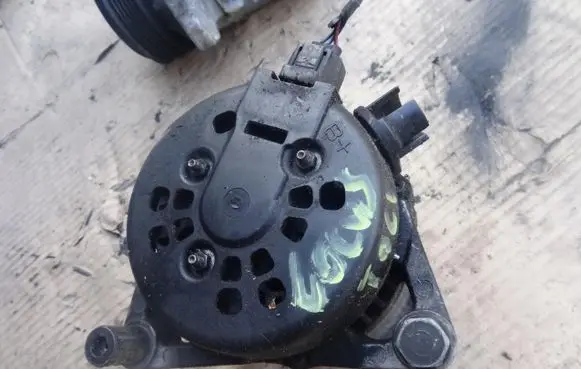 Ford Focus Generator/alternator 3M5T-10300-PD