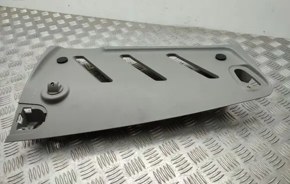 Sun visor clip/hook/bracket