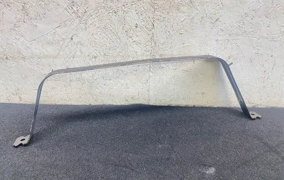 Volkswagen Touran III Fuel tank mounting bracket 5QA201656 5QA201656B