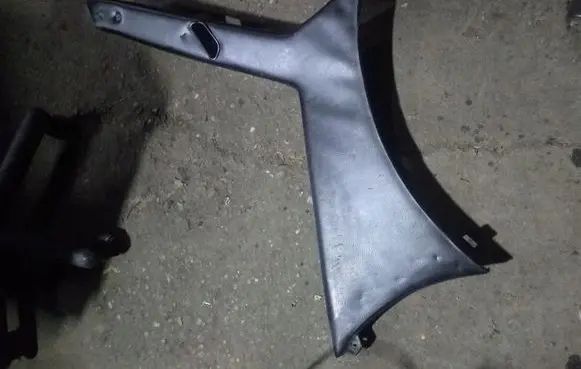 Mercedes-Benz E W123 (C) pillar trim A1P414