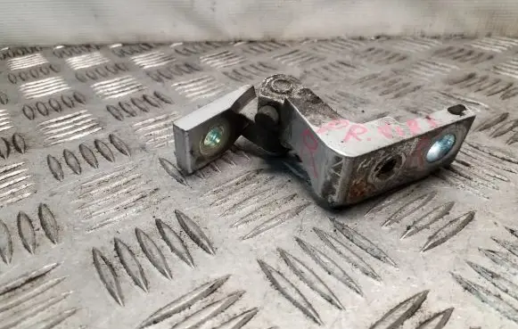 Audi A4 S4 B6 8E 8H Front door upper hinge