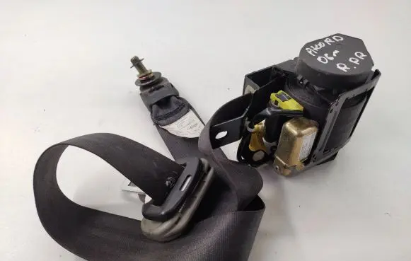 Honda Accord Front seatbelt