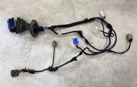 Chrysler Sebring (ST-22 - JR) Front door wiring loom 04608820AI 17778G