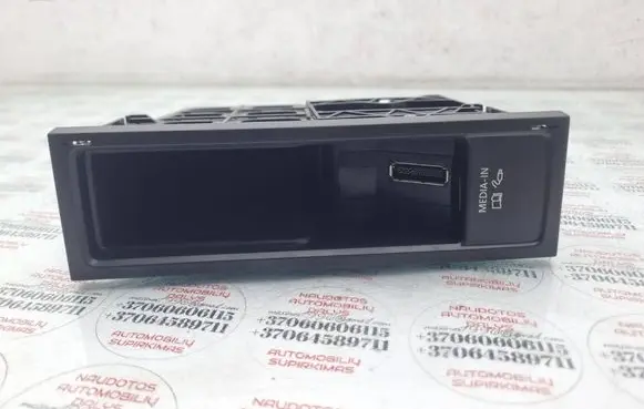 Volkswagen PASSAT B7 Head unit multimedia control 5N0035342F 5N0035341G