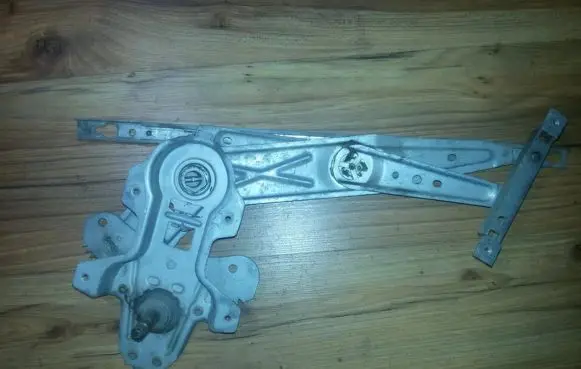 Rover 414 - 416 - 420 Sliding door window regulator with motor