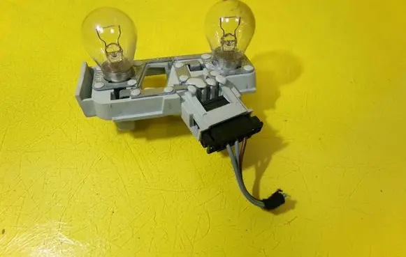 Mercedes-Benz B W245 Tail light bulb cover holder A1698200577