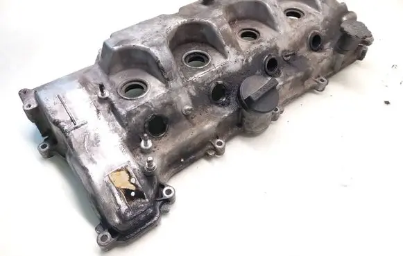 Toyota Avensis T250 Rocker cam cover 