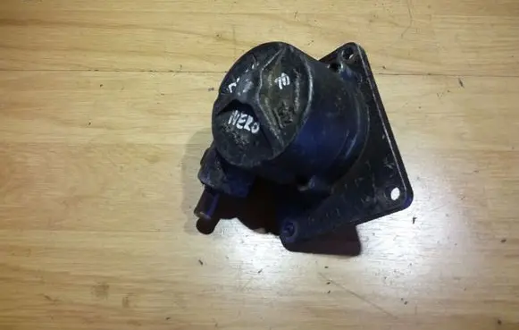 Iveco Daily 30.8 - 9 Vacuum pump