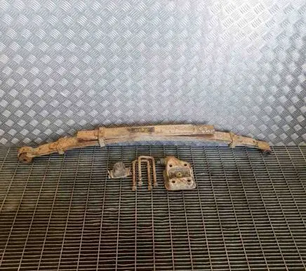 Toyota Hilux (AN10, AN20, AN30) Rear leaf spring 