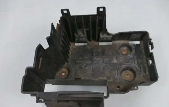 Renault Laguna II Battery tray 8200183327