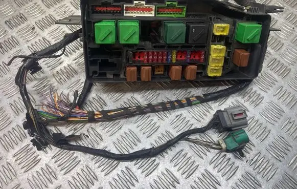 Ford Fiesta Fuse box set 96FG14A481AB