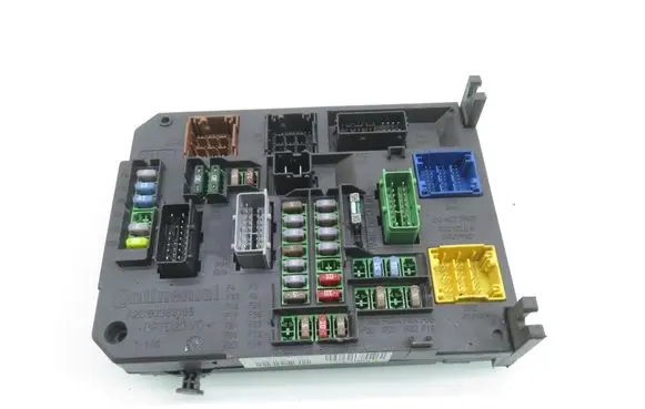 Peugeot 508 Central body control module 9665547580 S180121004G