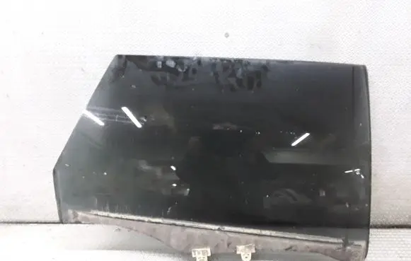 Nissan Murano Z50 Rear door window glass