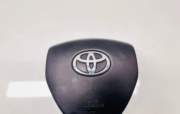 Toyota Auris E180 Steering wheel airbag 0080P1110022 4513002450C1
