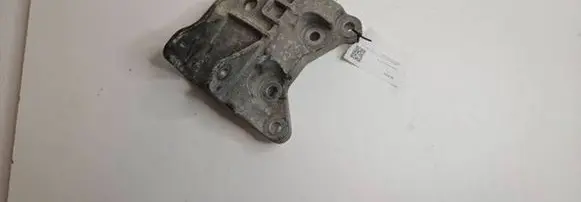 Land Rover Evoque I Engine mounting bracket GJ326P096AE 6CN0A