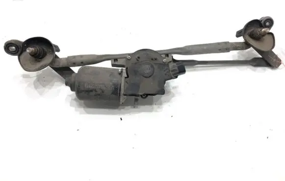 Front wiper linkage and motor