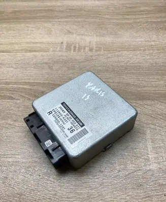 Toyota Yaris Power steering control unit/module 896500D360 2250001251