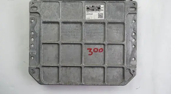 Toyota Verso Engine control unit/module 896610F210