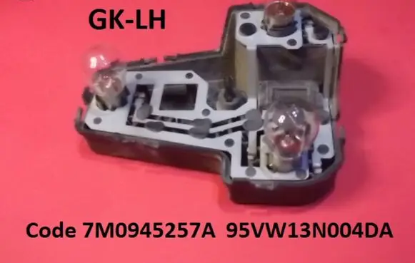 Seat Alhambra (Mk1) Tail light bulb cover holder 7M0945257A 95VW13N004DA