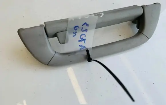 Mercedes-Benz S W220 Rear interior roof grab handle 2208100551
