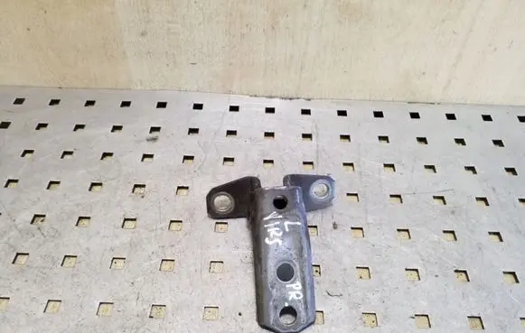 Mitsubishi Outlander Front door upper hinge