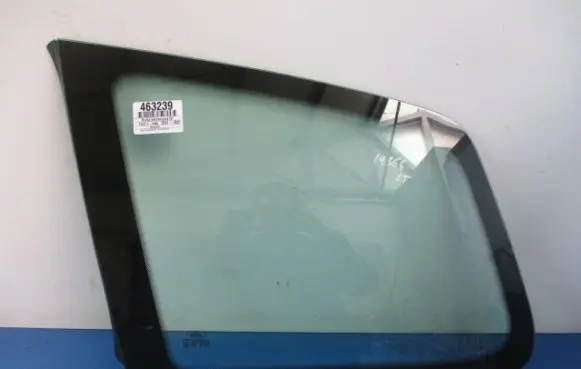 Ford Focus C-MAX Rear side window