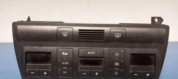 Audi A6 S6 C5 4B Climate control unit 4B0820043F