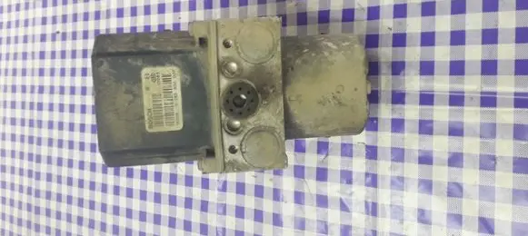 Ford Mondeo Mk III ABS Pump 1811560265800007