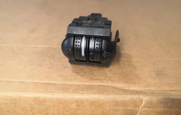Volkswagen PASSAT B5.5 Headlight level height control switch 3B0941333C
