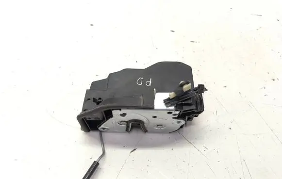 BMW X1 E84 Front door lock 053702 A053702
