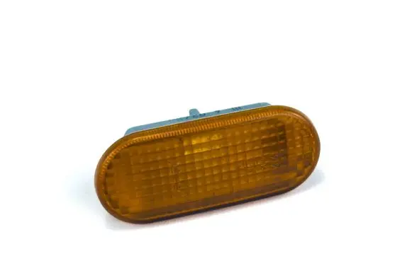 Volkswagen PASSAT B5 Front fender indicator light 3B0949117