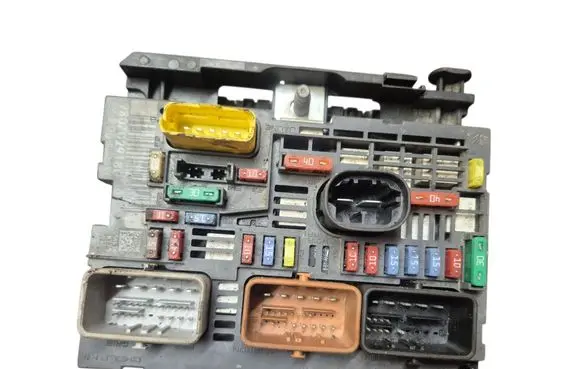 Toyota Proace BSM Control unit 9807029180