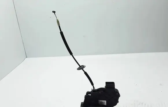 Land Rover Range Rover L322 Front door lock 6W8A21812AD