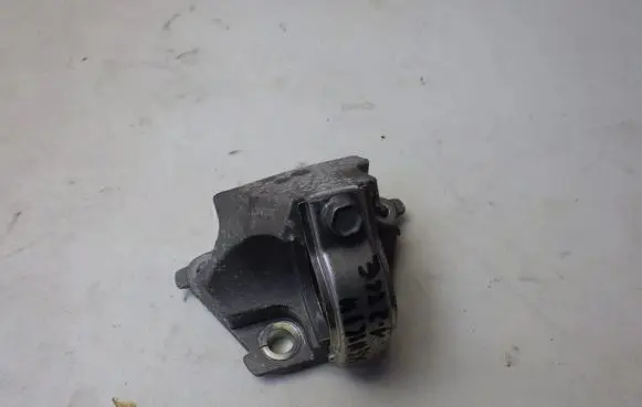 Renault Scenic III - Grand scenic III Driveshaft support bearing bracket 397743238R