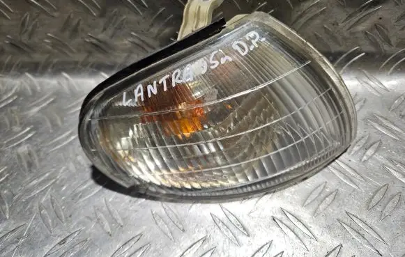 Hyundai Lantra II Front indicator light 92302285 010051