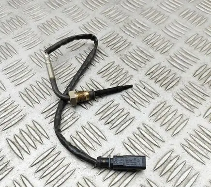 Audi Q7 4M Oil temperature sensor 8W0906088AC